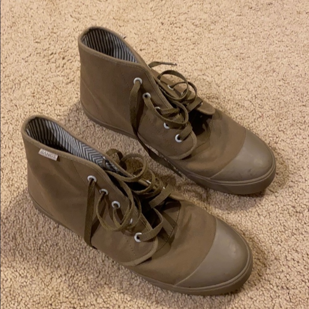 Bangs Old Pine shoes